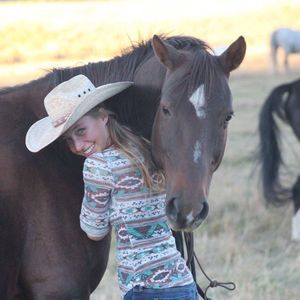 Meet your Posher, Brenna